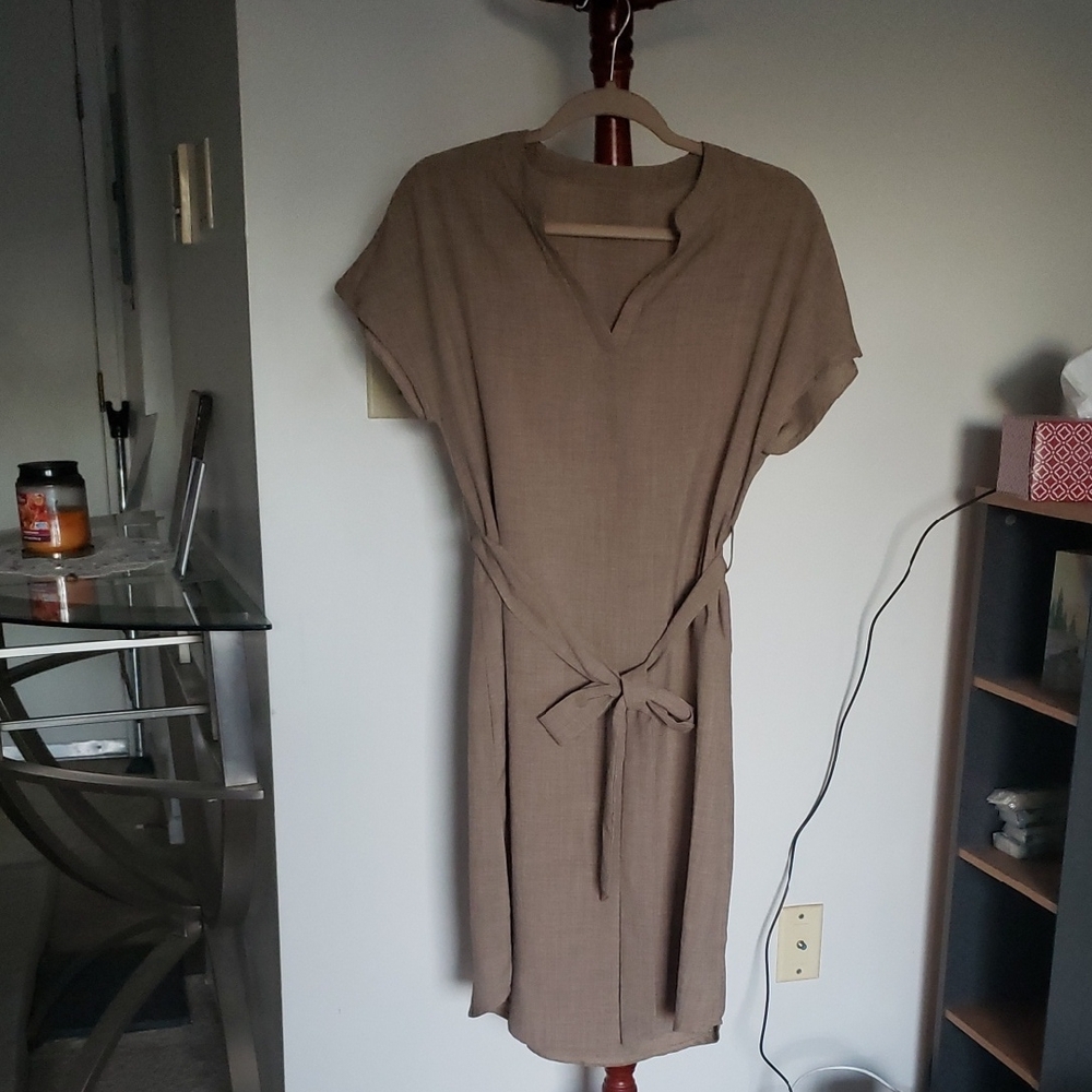 Tan Short Sleeve Dress with Belt